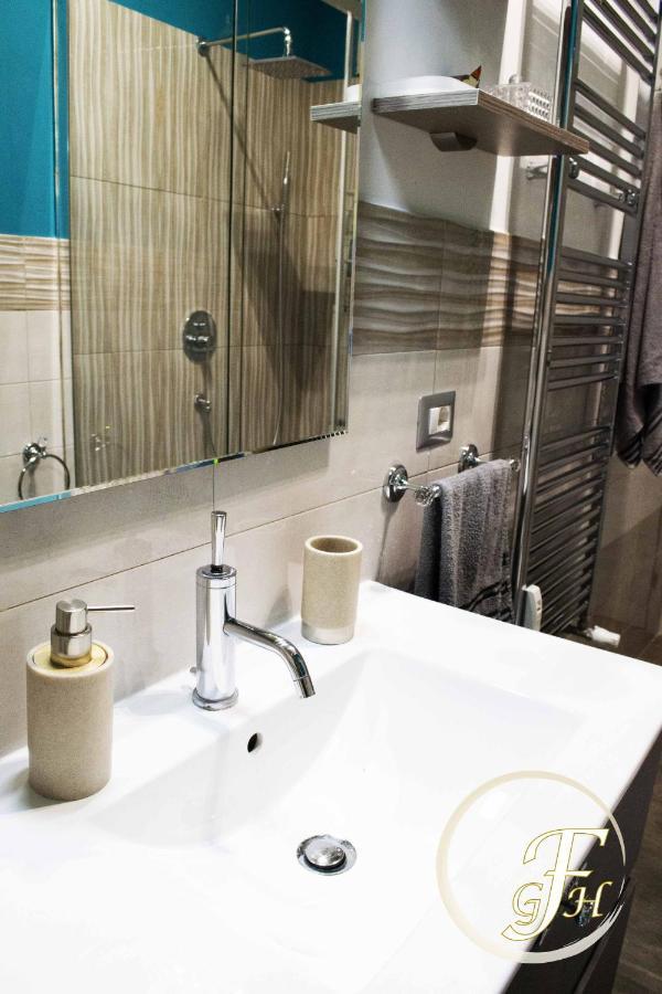 Fenty Guest House ローマ エクステリア 写真