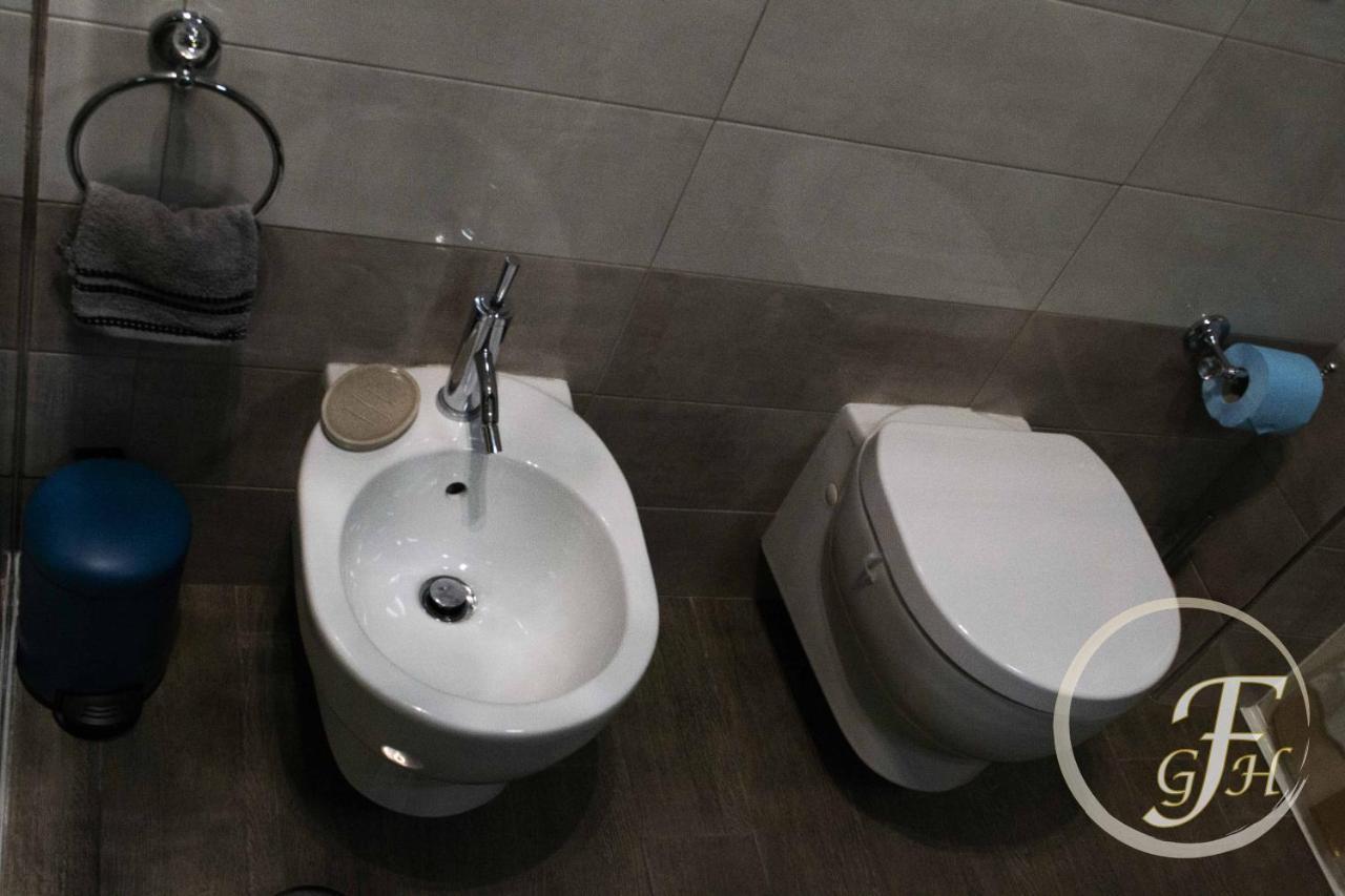 Fenty Guest House ローマ エクステリア 写真